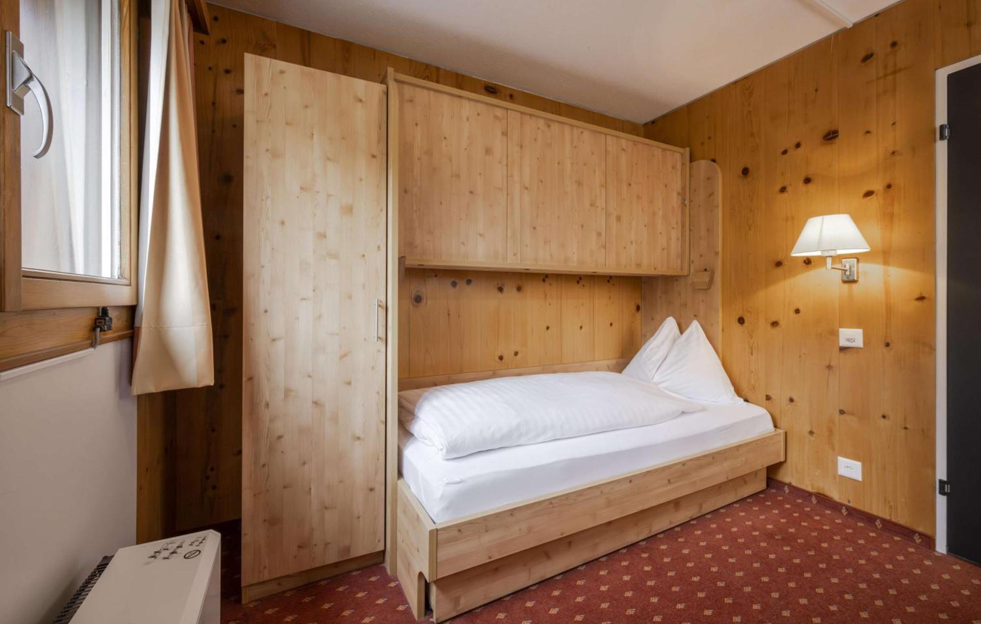 Hotel Restaurant Baenklialp Енгелберг Екстериор снимка