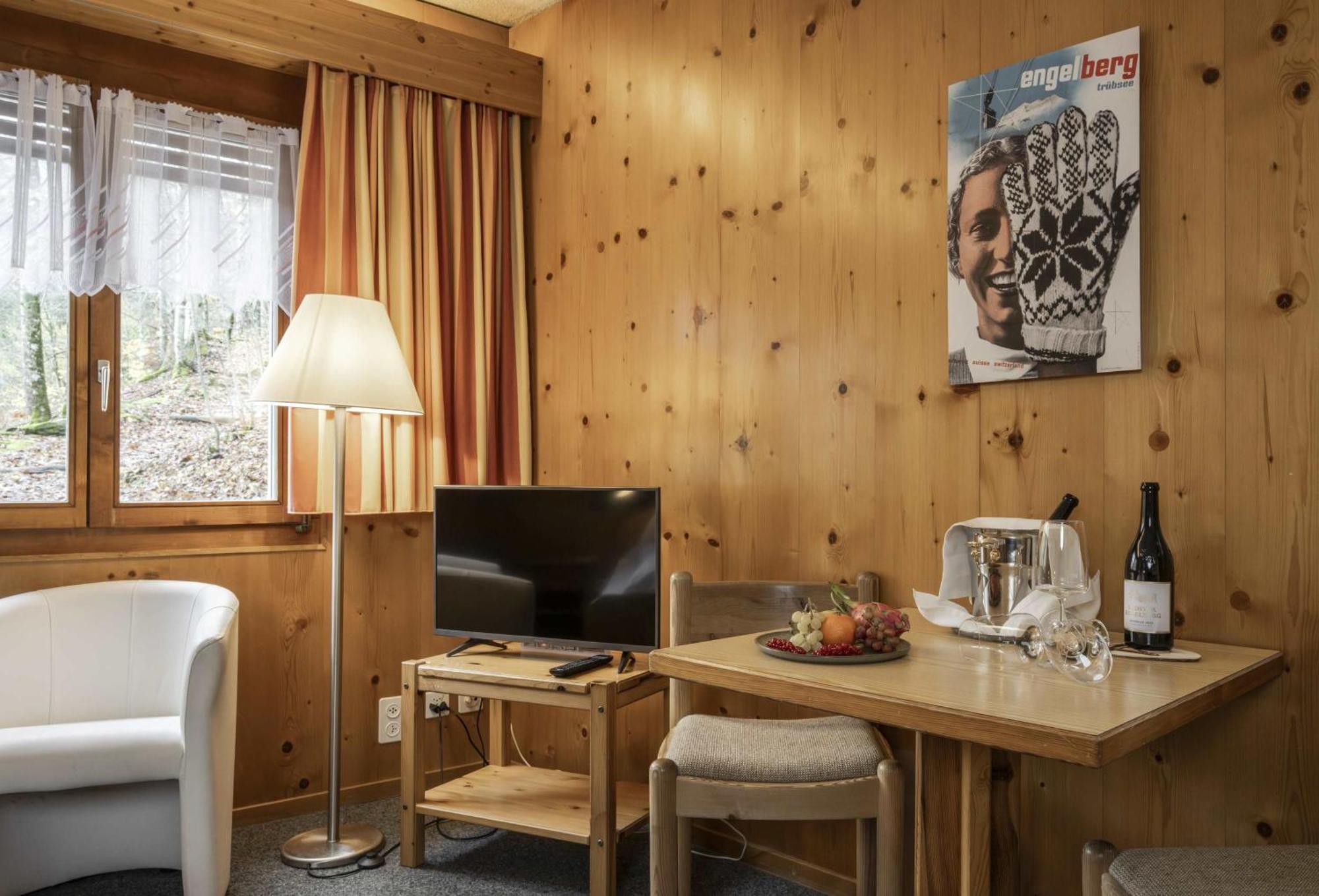 Hotel Restaurant Baenklialp Енгелберг Екстериор снимка