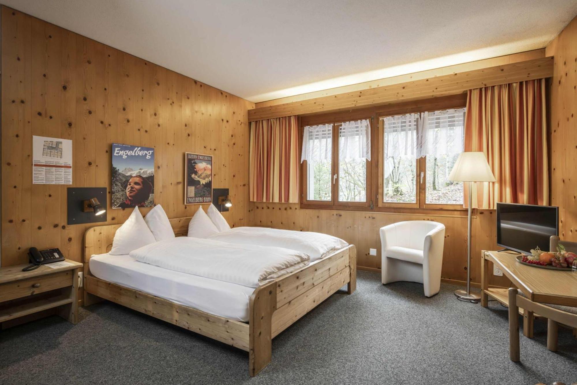 Hotel Restaurant Baenklialp Енгелберг Екстериор снимка