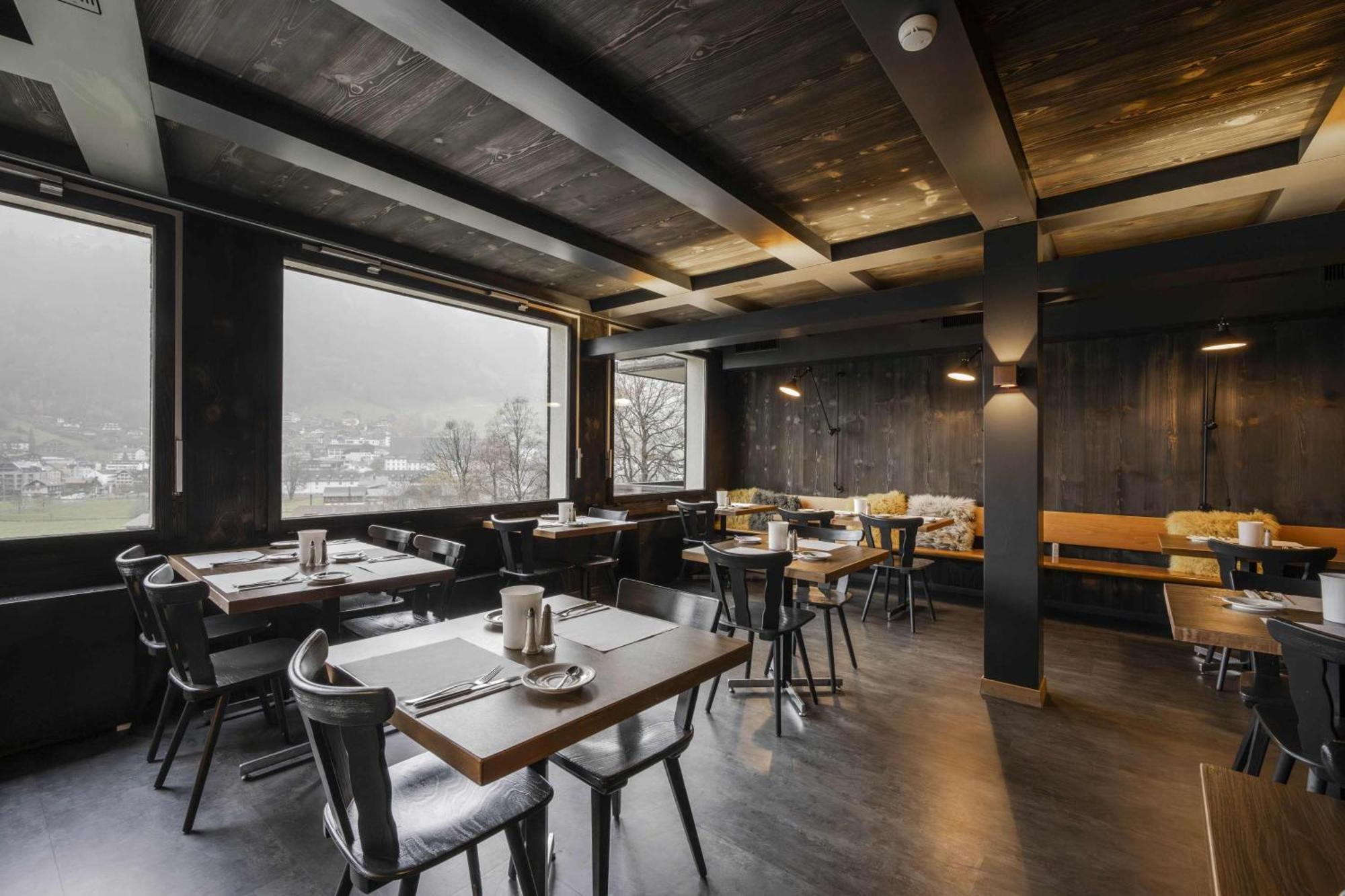 Hotel Restaurant Baenklialp Енгелберг Екстериор снимка